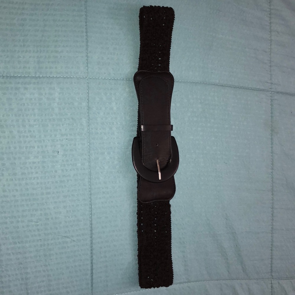 Stretchy black belt
